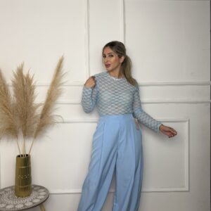 Top encajes celeste