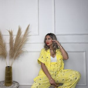Conjunto Marie amarillo