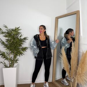 Chaqueta desgastada denim clara